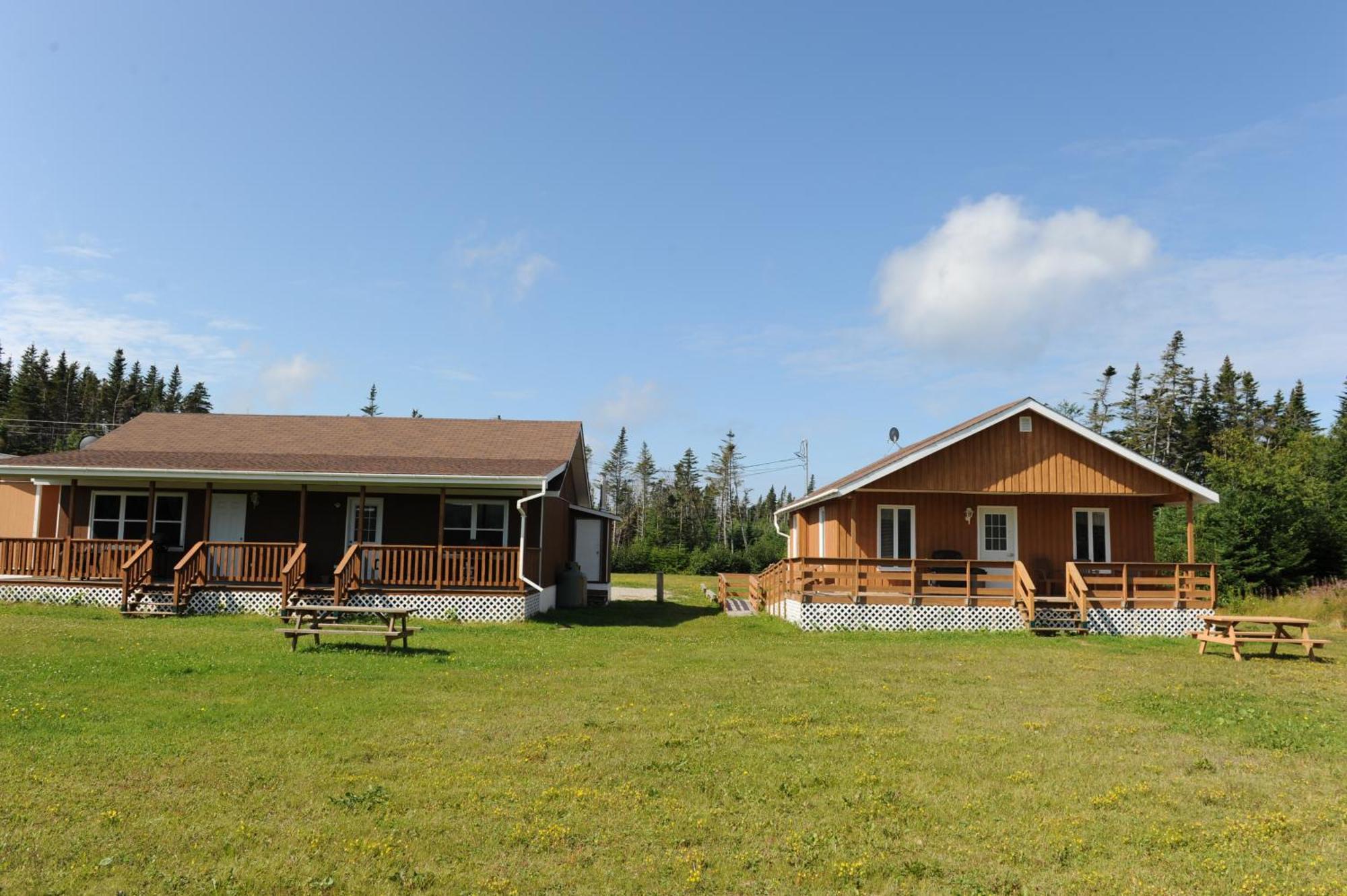 Riverside Chalets River of Ponds Extérieur photo